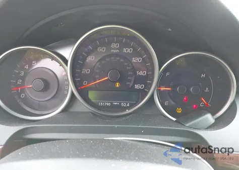 2010 Acura Rl 3.7 from USA, damaged, VIN JH4KB2F62AC001093